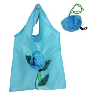 K dispozícii je skladacia polyesterová kreslená taška a jahodové tašky